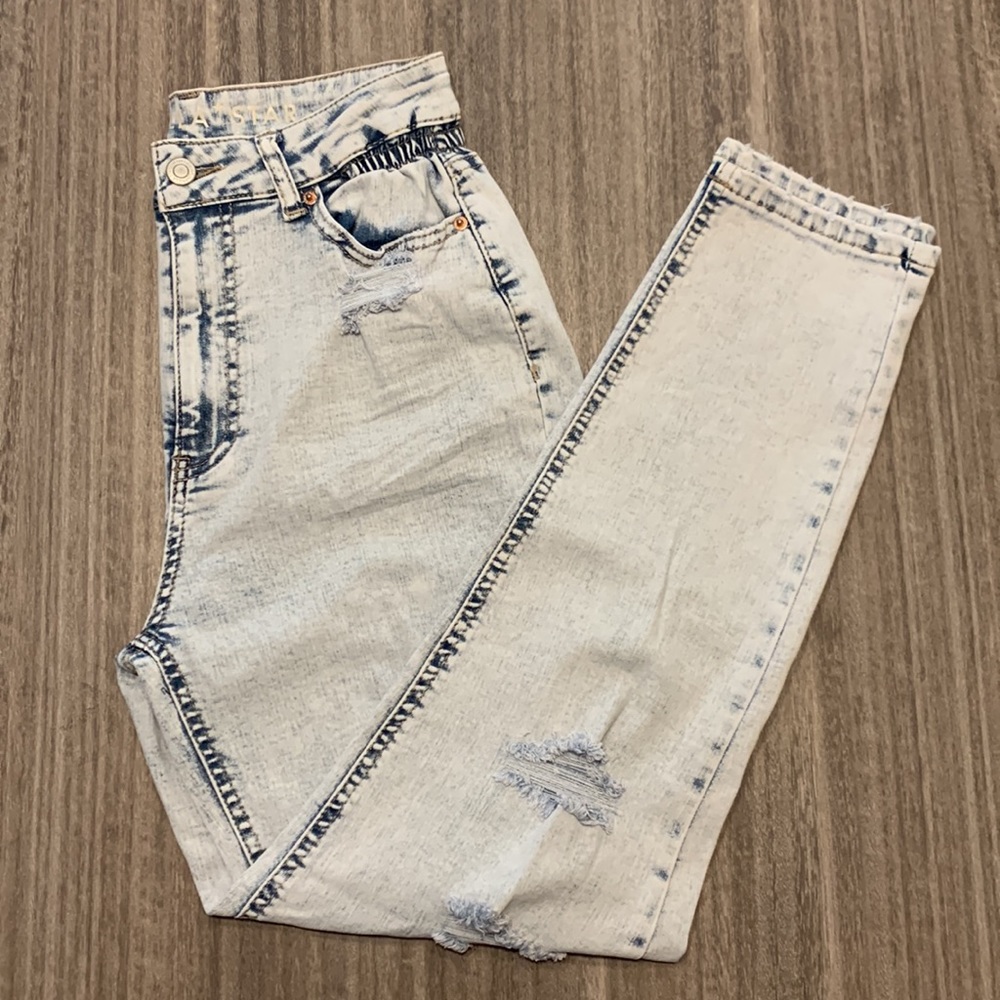 SOLD ON MERCARI NWOT Acid Wash Mom Jeans